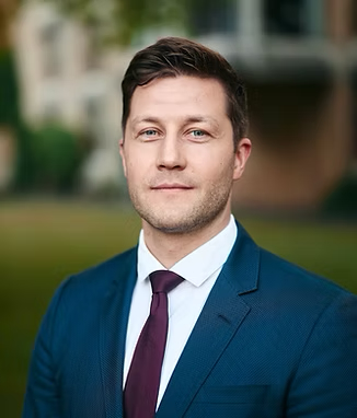 Dr Fabian Braesemann